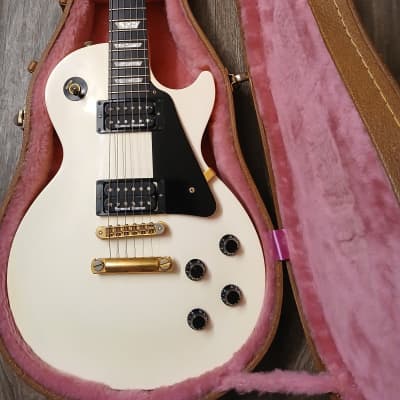 gibson Les Paul studio faded ホワイト Gibson Les Paul Studio Modern Electric Guitar - Worn White