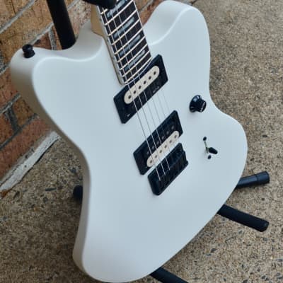 Fender Jim Root Jazzmaster® V4, Ebony Fingerboard, Flat White image 5