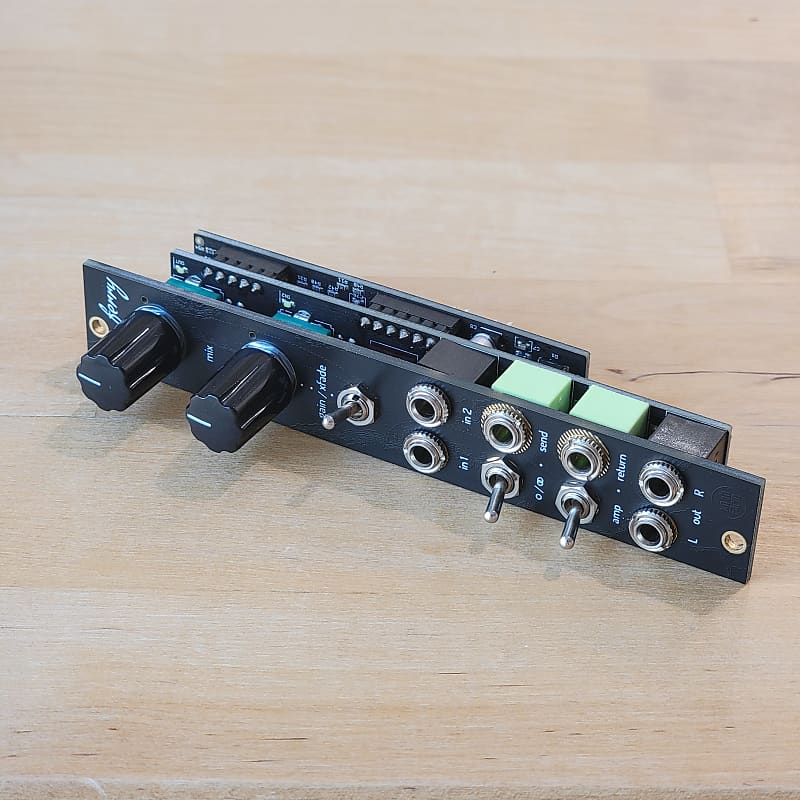 knob.farm Ferry – two channel send/return module | Reverb