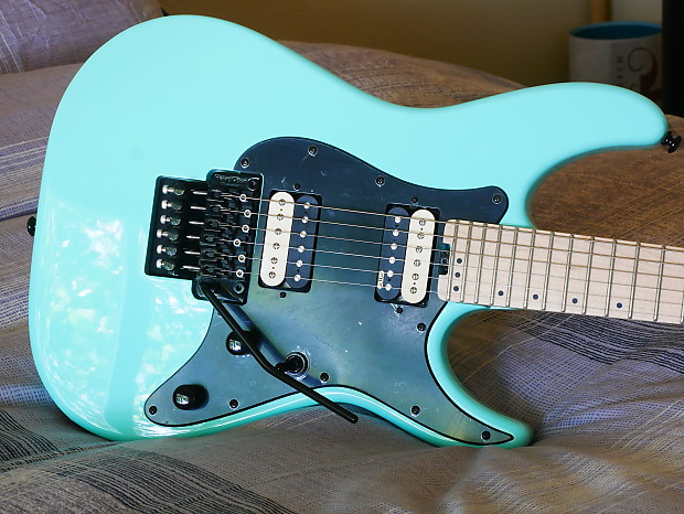 SCHECTER ( シェクター )Sun Valley Super Shredder PT FR Metalllic White テレキャスター フロイドローズ EMG