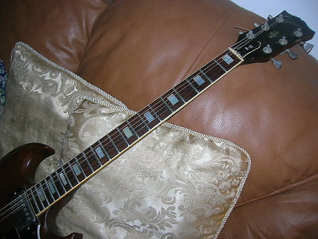 VINTAGE 1976 GIBSON SG Standard Guitar Original No Breaks Walnut Humbuckers  1976