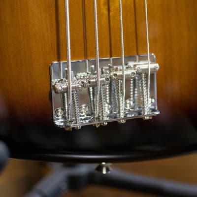 Fender  Gold Foil Jazz Bass, Ebony Fingerboard, 2-Color Sunburst - Deluxe Gig Bag - Floor Model Demo image 12