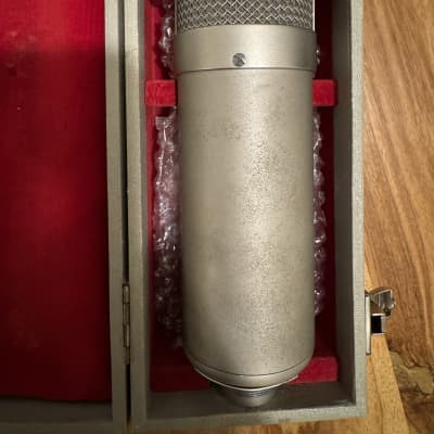 Vintage Neumann U-47 Large Diaphragm Multipattern Tube Condenser Microphone l image 3