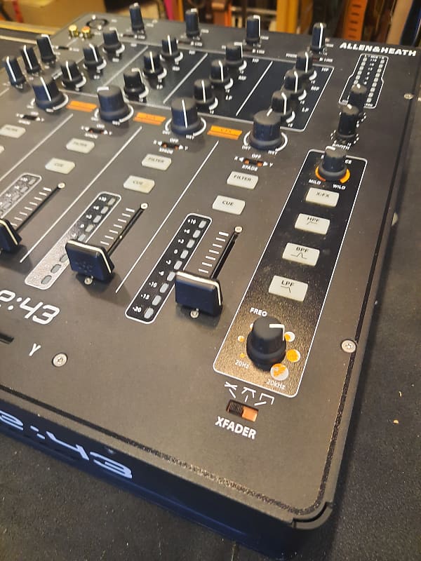 Allen & Heath Xone 43