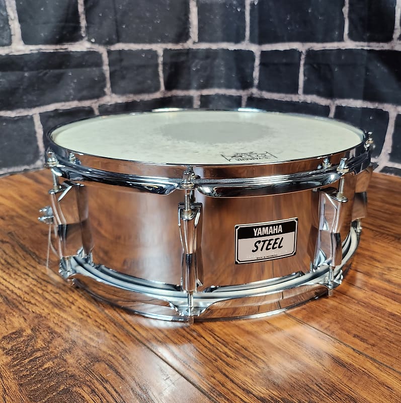Yamaha 5.5 x14 Steel Snare Drum Chrome