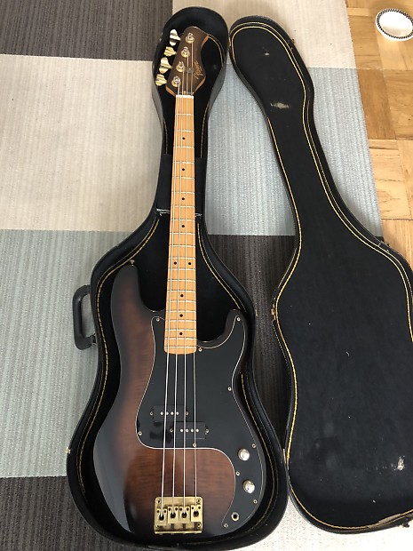 Hondo fame series deals 830 bass guitar