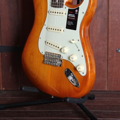 Fender American Performer Stratocaster Honey Burst Electric Guitar image 8