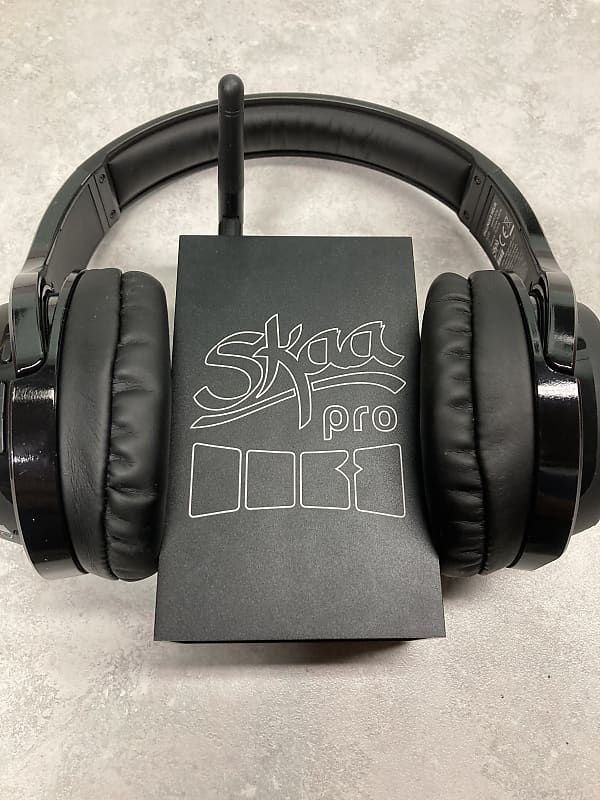 Skaa Pro Dani  Wireless Low Latency Transmitter and Dillinger Helix Wireless Headphones image 1