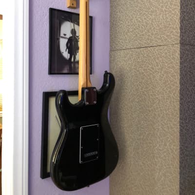 Vintage 1987 Fender Squier Standard Stratocaster with System I Tremolo in Black image 4