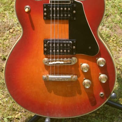 1982 Yamaha SG-1000 LP Killer - Cherry Sunburst+Flight Case