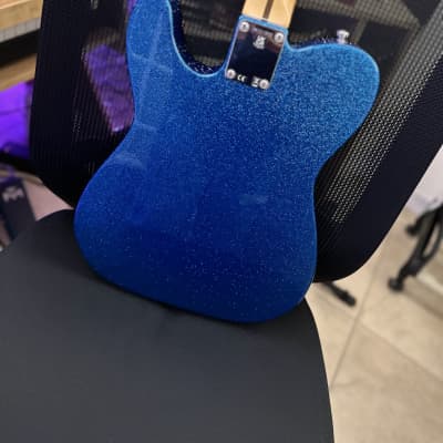 Fender J Mascis Signature Telecaster 2021 - Present - Bottle Rocket Blue Flake image 4