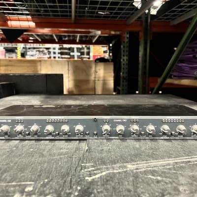 dbx 266XL Stereo Compressor / Limiter | Reverb