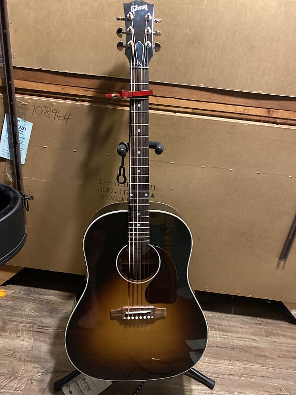Gibson J-45 Standard 2009 - 2019 Vintage Sunburst image 1