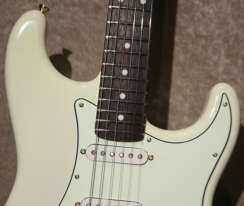 Van Zandt STV-R3 white bloude