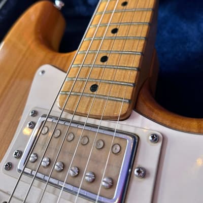 Univox Ripper 1970s Electric Guitar Natural image 7