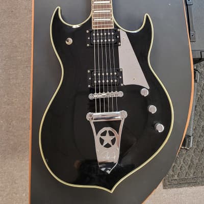 Silvertone PSAP1 Apocalypse KISS Paul Stanley Signature Electric Guitar in  Liquid Sparkle Black | Reverb