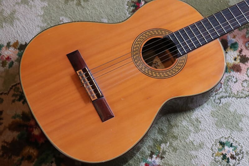 A Good Vintage Japanese Classical Guitar 1975 Reverb