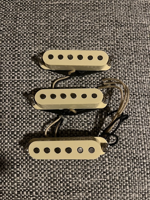 Seymour Duncan SSL-1 Vintage Staggered Strat Pickup Set | Reverb