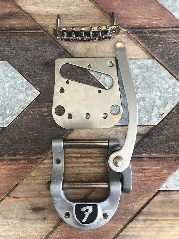 その他 bigsby b5 Fender Bigsby B5 Fender Vibrato Kit - Original Fender Logo For