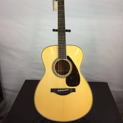 Yamaha LS16MHB All Solid Wood Acoustic-Electric Guitar, Natural w