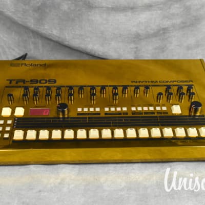 Roland TR-909 Rhythm Composer Rare Gold Edition in Near Mint Condition image 2