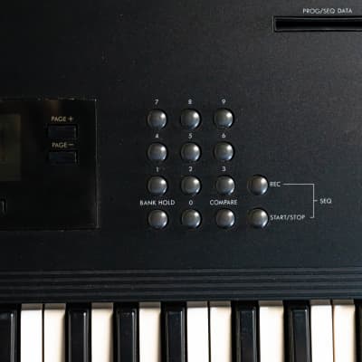 Korg M1 61-Key Synth Music Workstation - Keyboard / Synthesizer image 6