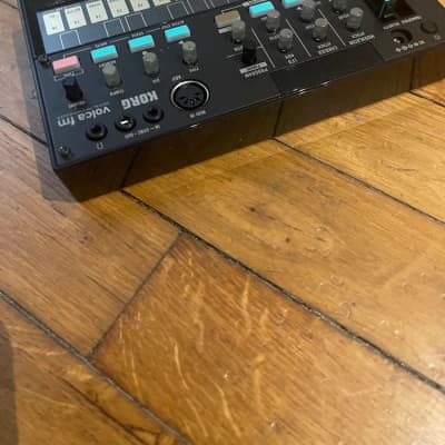 Korg Volca FM Digital Synthesizer with Sequencer image 2