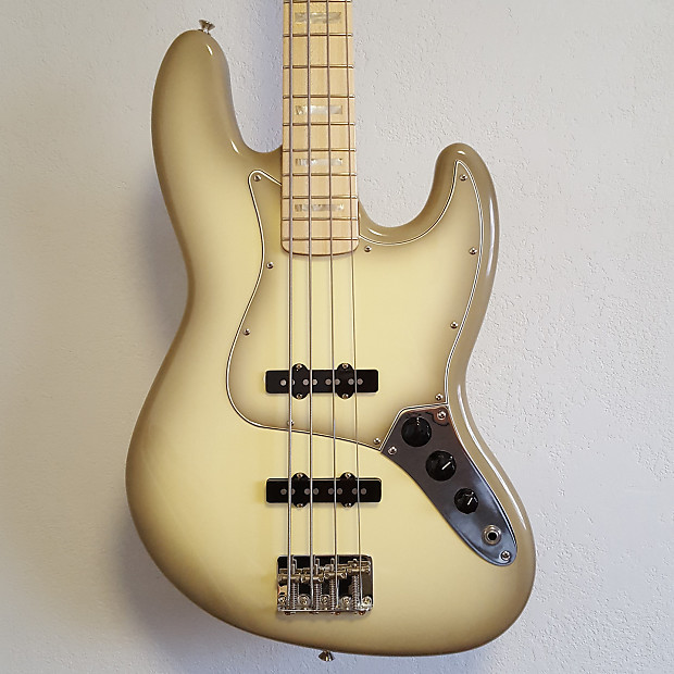 Fender store masterbuilt bass