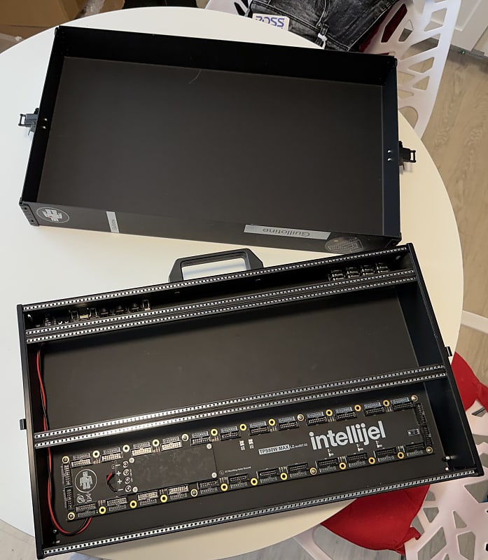 Intellijel 7U 104HP Performance Case | Reverb