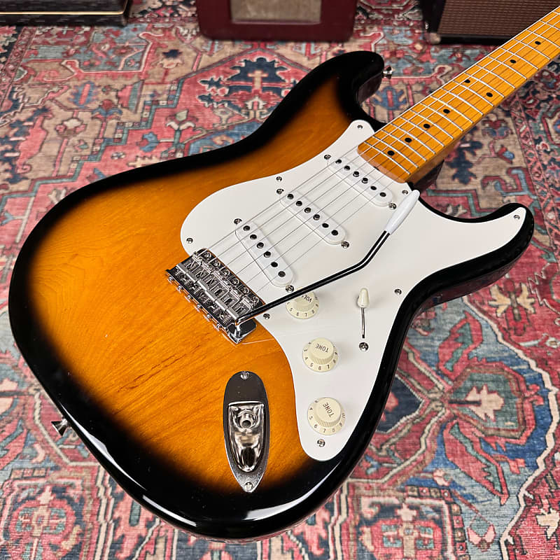稀少★アッシュボディ ST54-75RV 1954 Custom Edition 1993 Fender Custom Edition '54 Reissue Stratocaster ST54