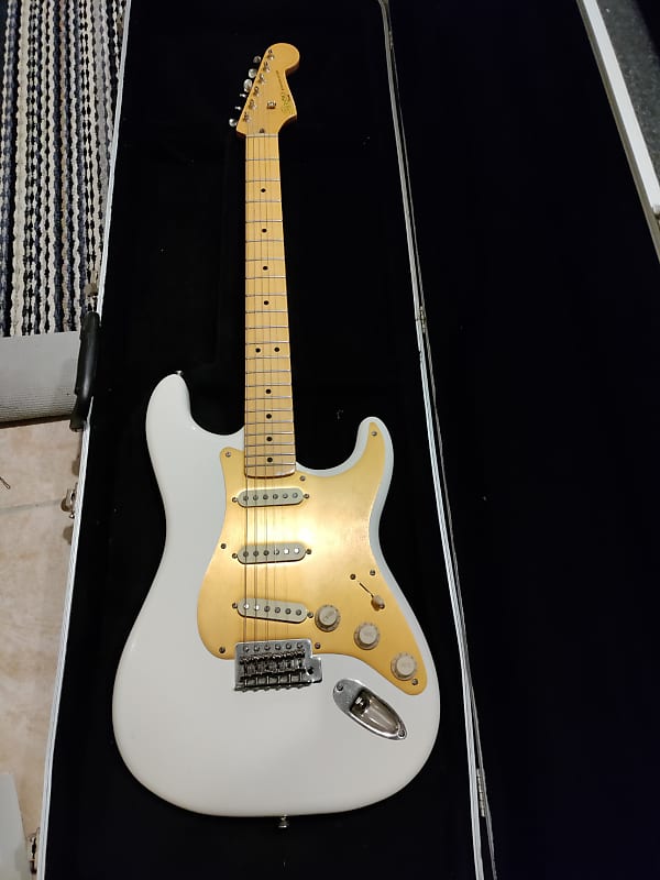 Stratocaster | Reverb