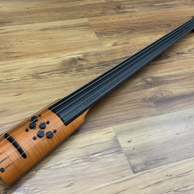 NS Design CR5M - Amber image 2
