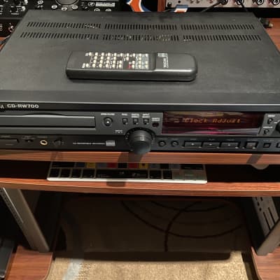 TASCAM CD-RW700 Professional Rackmount CDRW Recorder | Reverb