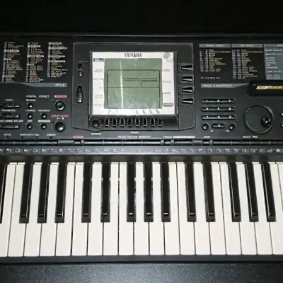 Yamaha PSR-530 Workstation Keyboard Synth 61 Keys MIDI with