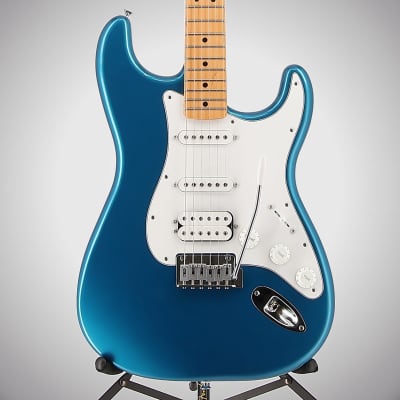 Levinson Blade T1 Delta Standard Guitar in White, Pre-Owned Levinson Blade T1 Delta Standard Guitar in White, Pre-Owned