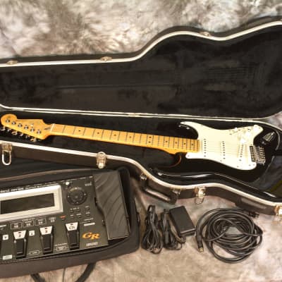 Fender GK Ready GC-1 Stratocaster Synth Guitar by Roland w. GR-55 Pedalboard