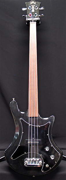 Guild 1980 B301 F Fretless Bass Black