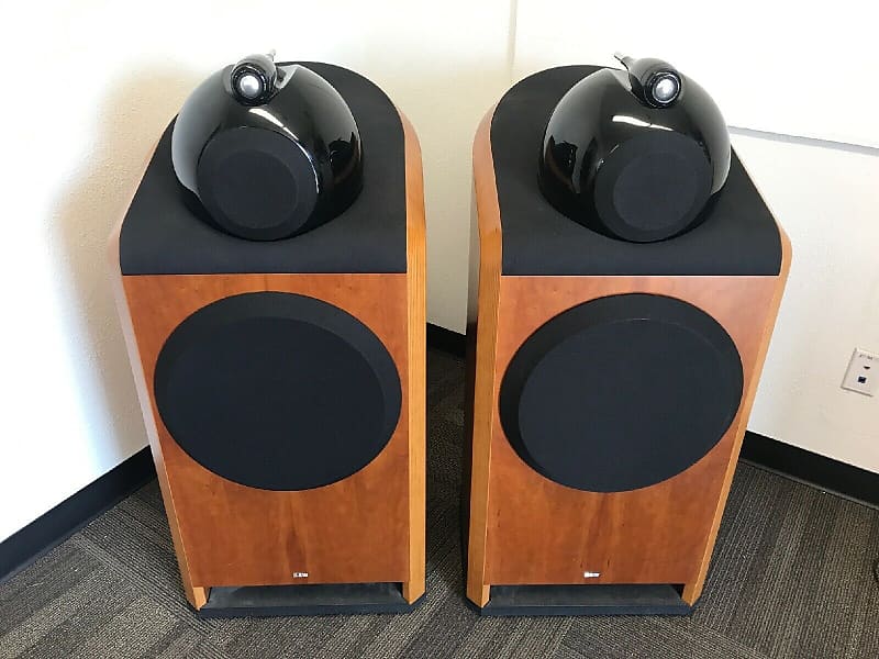 B&W (Bowers & Wilkins) Nautilus 801 Speakers with Shipping Cartons
