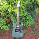 Fender 2017 Stratocaster American Professional Olive Green Guitar + Case
