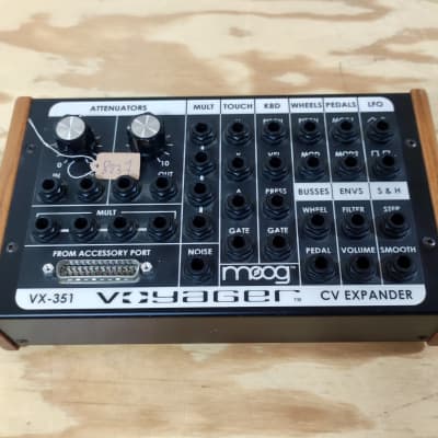 Moog VX-351 Control Voltage Expander