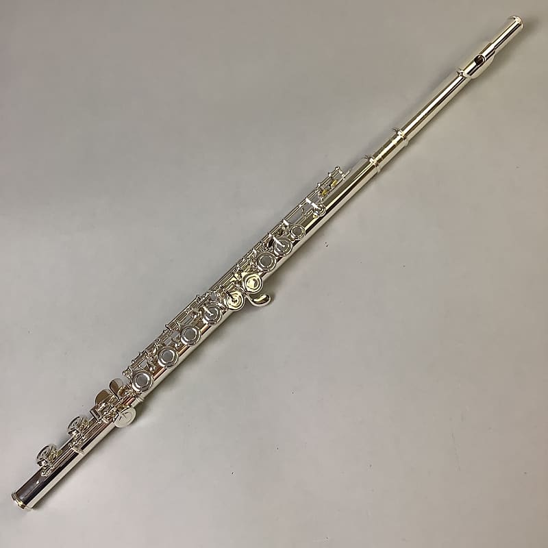 入荷なう Yamaha YFL-412 | Reverb Canada 管楽器・吹奏楽器