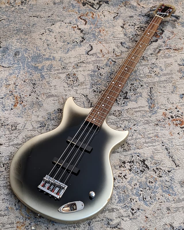 1999 Burny / Fernandes WSB-80EV Eins-Vier's Lüna signature