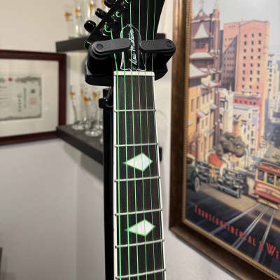 Gibson Dave Mustaine Signature "Rust in Peace" Flying V EXP 2022 - Present - Alien Tech Green image 4