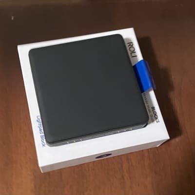 ROLI Lightpad Block Bluetooth MIDI Control Surface 2010s - Black image 3