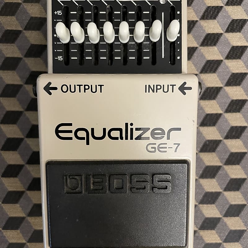 Boss GE-7
