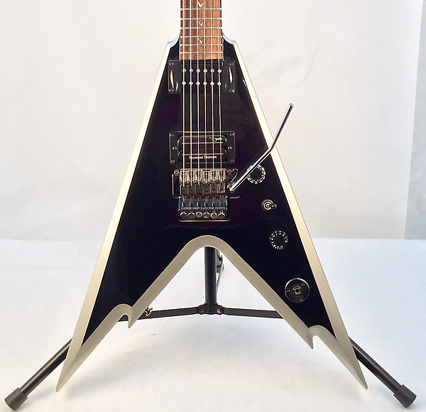 DEAN Razorback v　mod DEAN Razorback v mod V type W/Hard case Electric Guitar Used