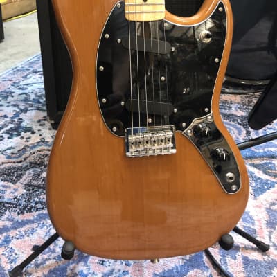 Fender Mustang - FSR- Mocha image 3