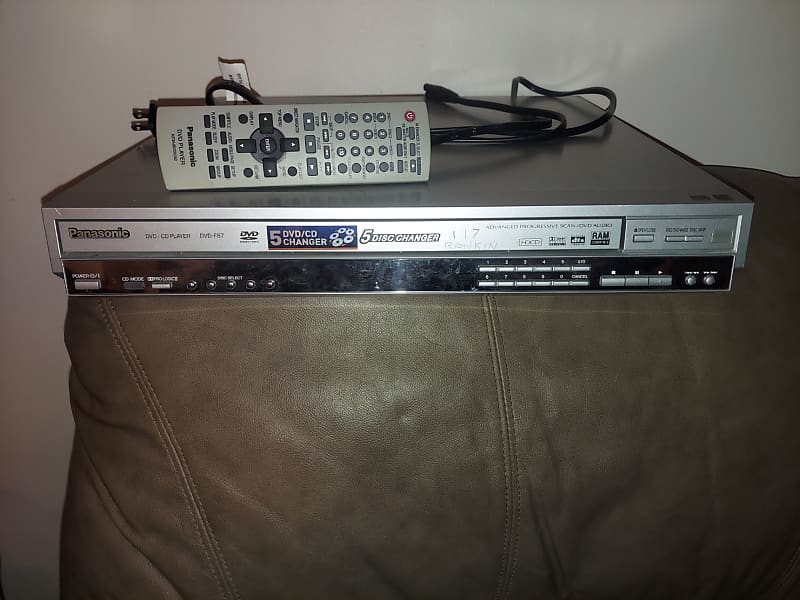 Panasonic 5 Disc DvD Player/Changer W/Remote. 2000s Gray Reverb UK