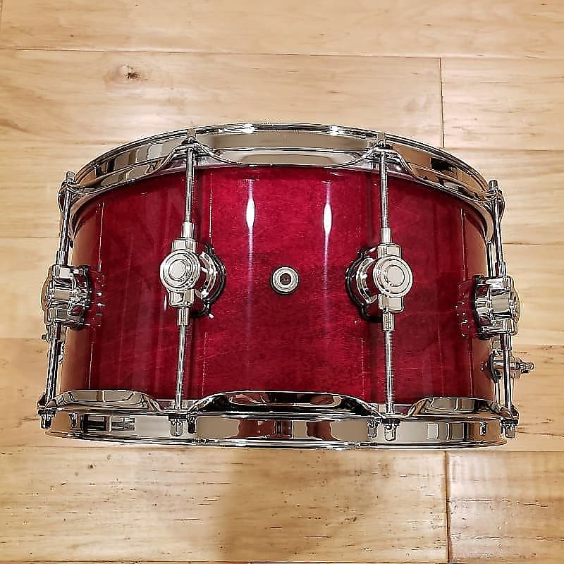 DW 6.5x14 Performance Series Snare Drum in Cherry Stain Lacquer Finish