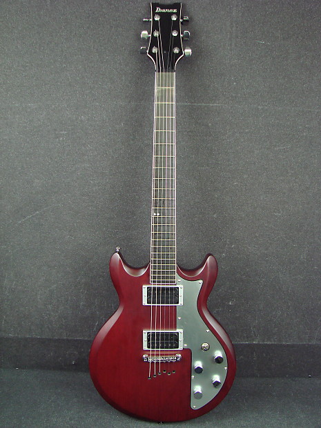 Ibanez AXS32 Double Cutaway Solid Body Electric Guitar